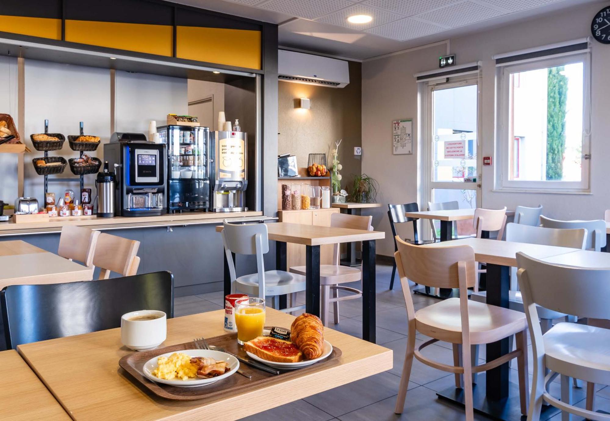 B&B Hotel Valence Sud Экстерьер фото